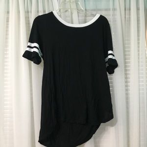 Women’s Black Short Sleeve Tee